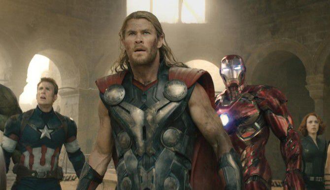 (Desde la izq.) Hulk, Captain America, Thor, Iron Man, Black Widow y Hawkeye, en "Avengers:...