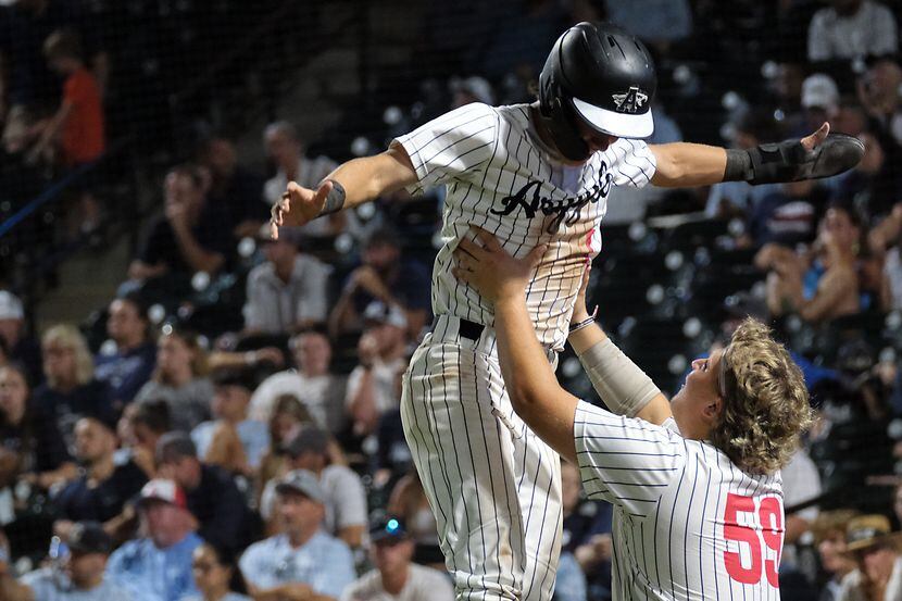 Texas Rangers claw their way past New York Yankees, reach first World Series  in franchise history 