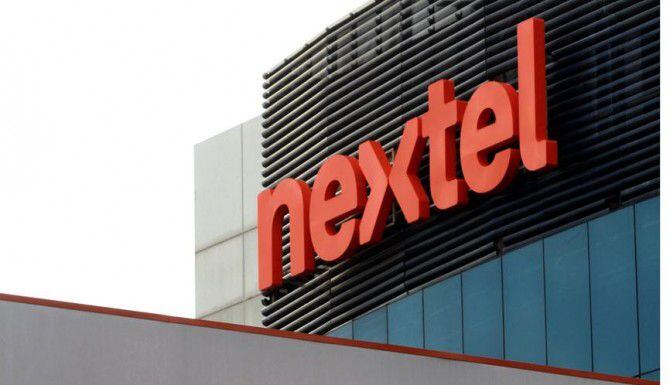 Nextel forma parte de la estrategia de AT&T para crear una red celular en...