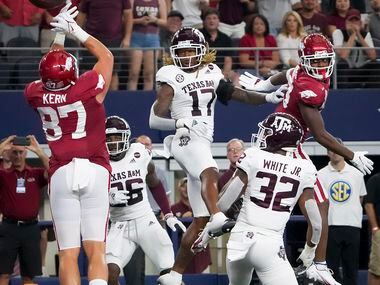 Arkansas tight end Blake Kern (87) has a pass go off his hands in the end zone as Texas A&M...