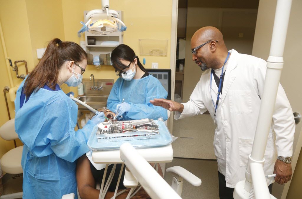Texas dentists are being given free rein to keep practicing during the COVID-19 outbreak,...