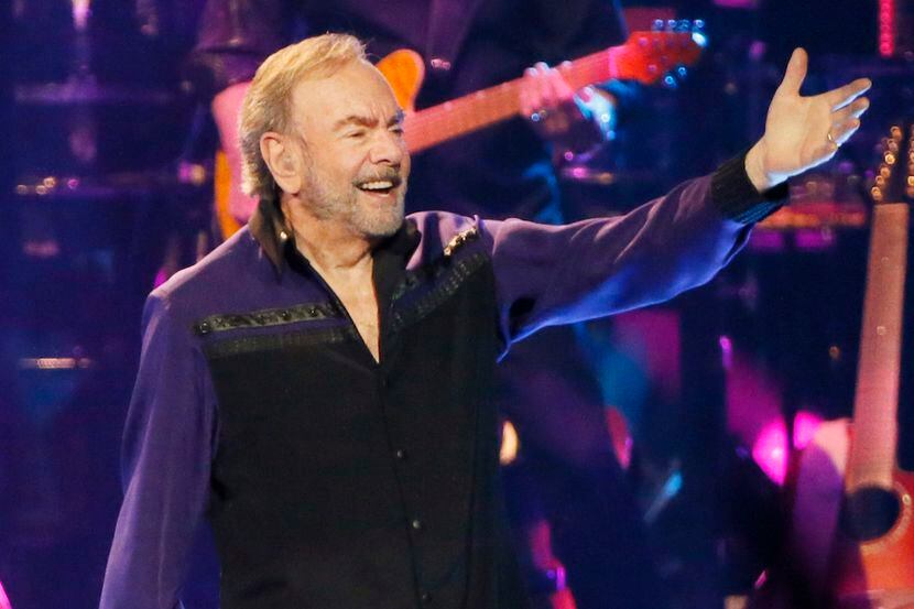 Neil Diamond performs at American Airlines Center.