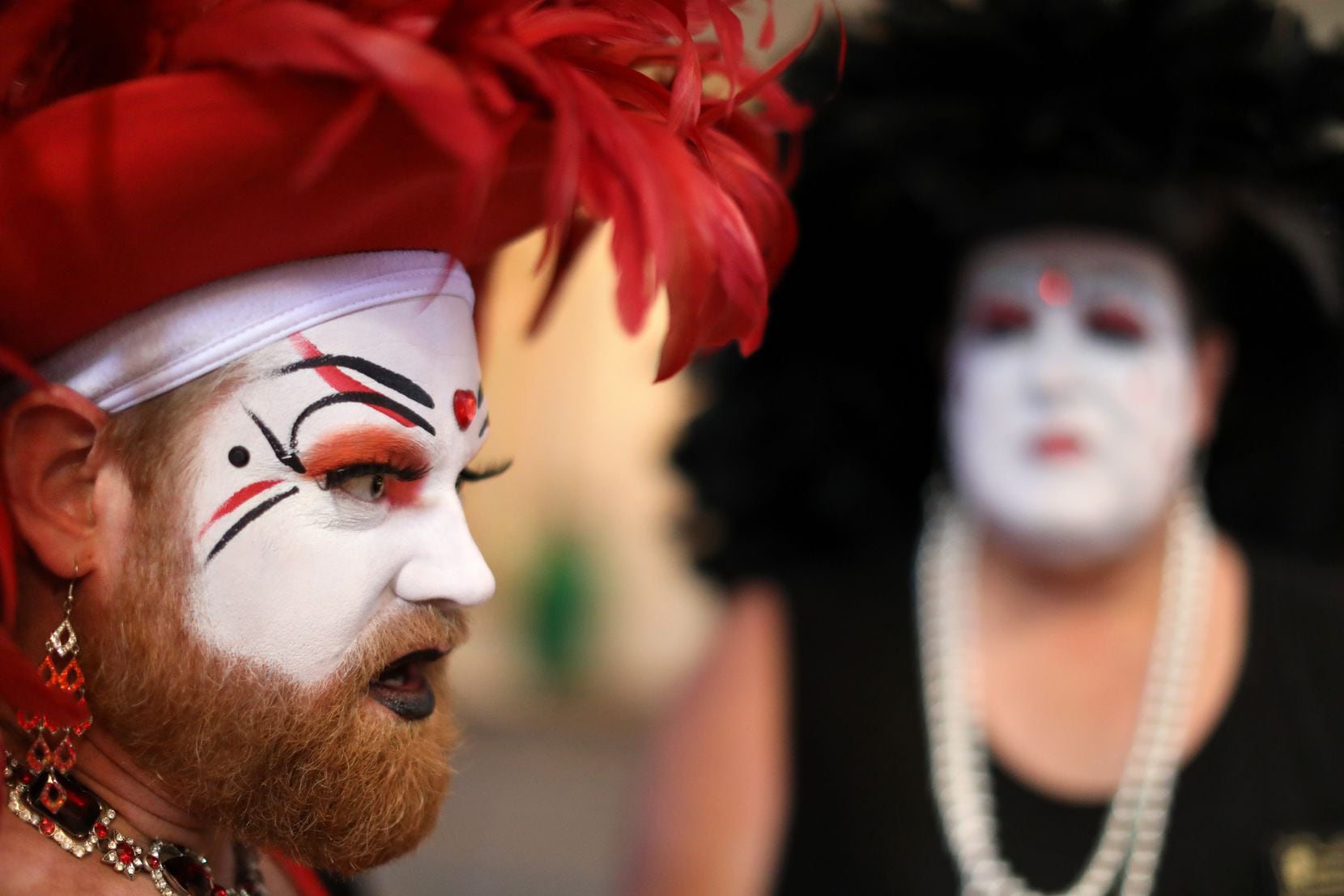Religious groups protest Sisters of Perpetual Indulgence before