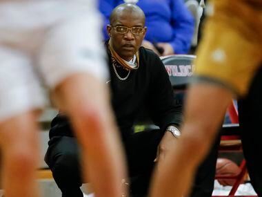 South Oak Cliff head coach James Mays II  looks on during the second half of a Class 5A...