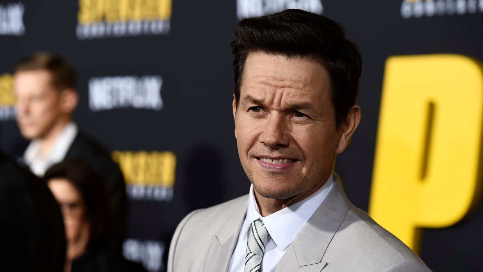 Mark Wahlberg was captured on a Dallas teacher's TikTok, telling her her students he "can't...