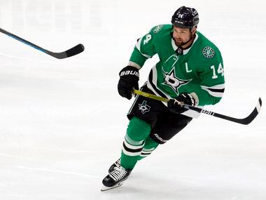 Dallas Stars left wing Jamie Benn (14) skates during the second period against the Anaheim...