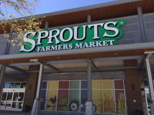 El supermercado Sprouts Farmers Market abrió el miércoles en Lake Highlands. (DMN/MARIA...