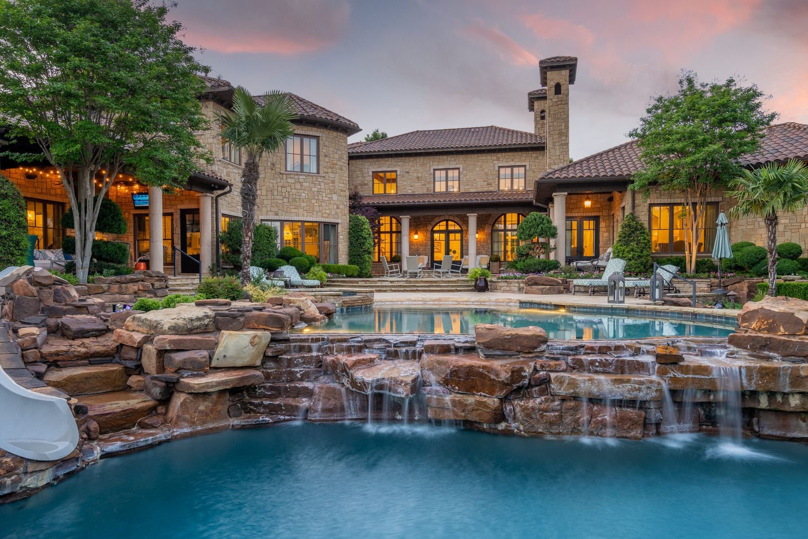Former Dallas Cowboys star Jason Witten is selling his mansion in Westlake's Vaquero...