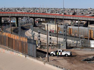 In this Tuesday, Jan. 22, 2019, photo, a new barrier is built along the Texas-Mexico border...