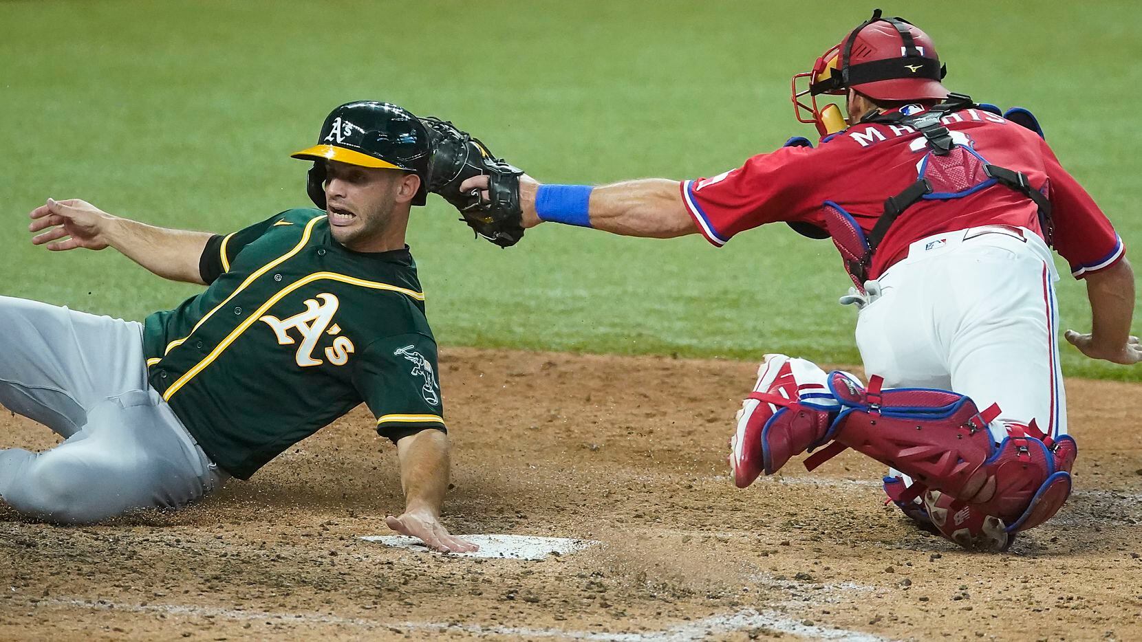 Photos: Rangers rookie Sherten Apostel celebrates first MLB hit, Elvis  Andrus, Rougned Odor homer in doubleheader as Texas splits doubleheader