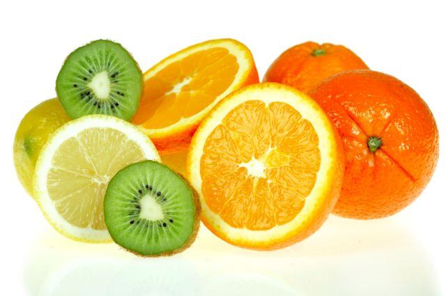 Se recomienda comer antioxidantes en frutas y verduras y pastillas de multivitaminas./iSTOCK
