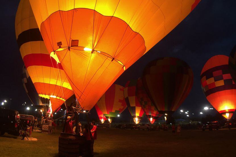 Balloon glow at 2015 Highland Village Balloon Festival. 