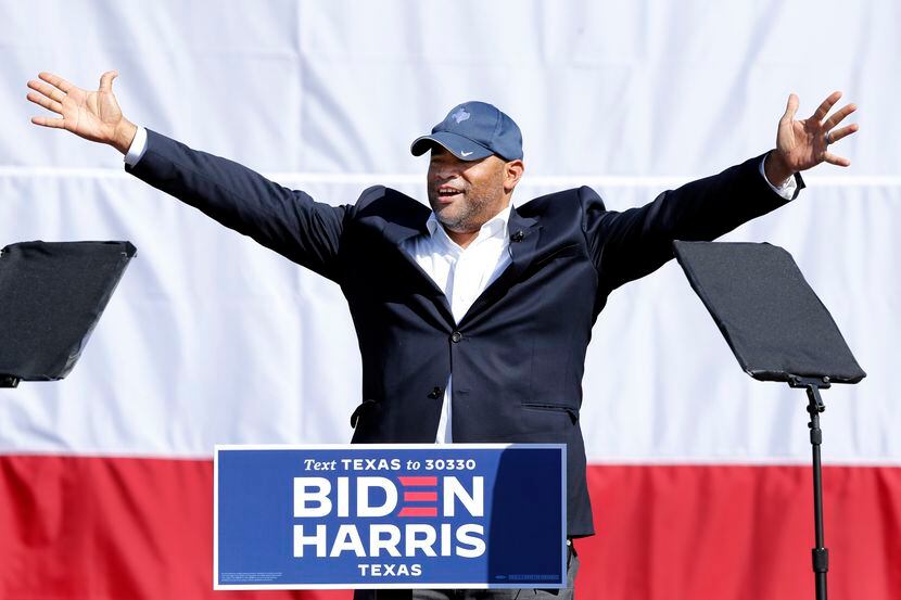 Fort Worth Rep. Marc Veasey is among the Texas Democrats in Congress calling for President...