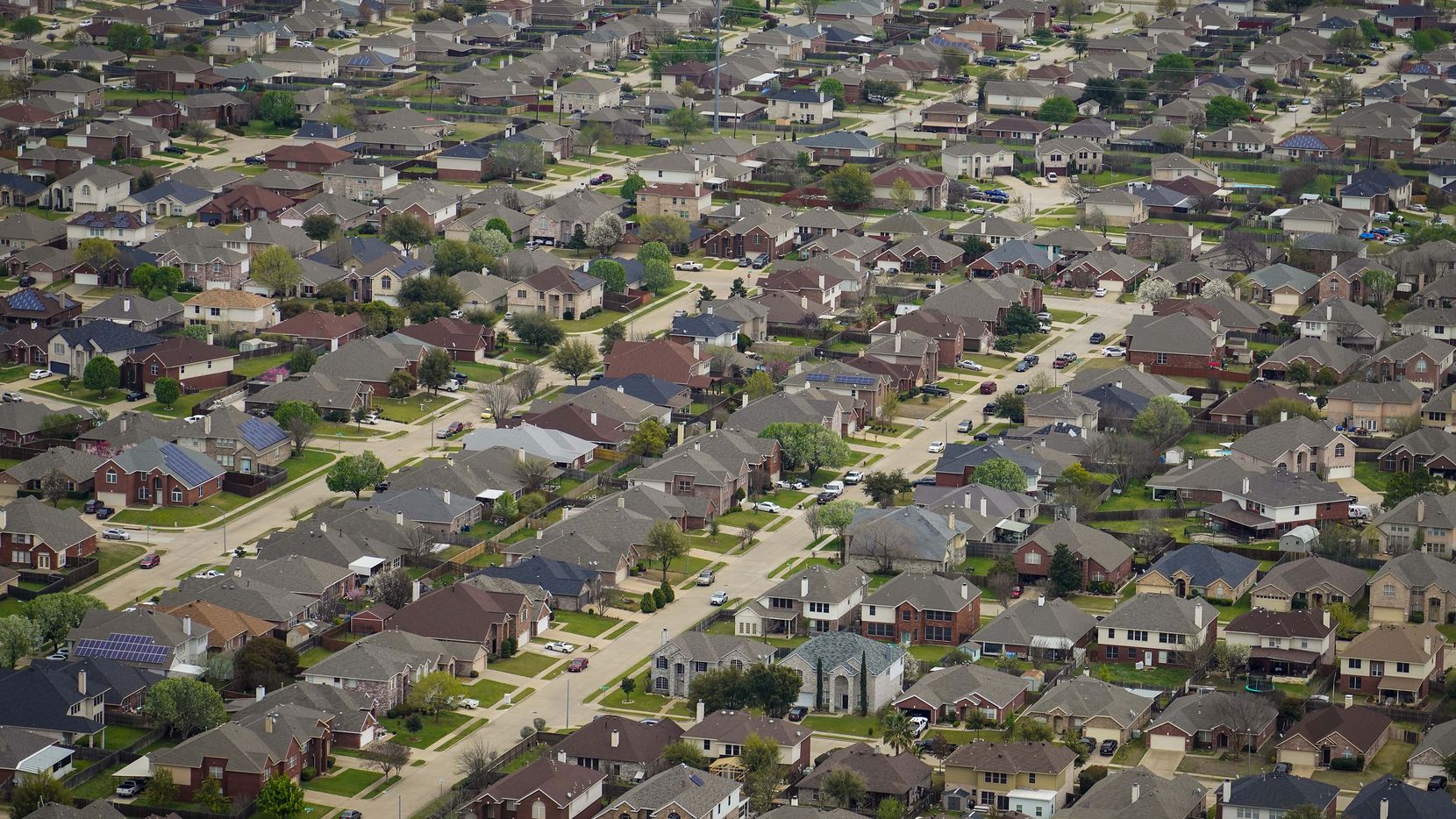 A March 2020 aerial view of Grand Prairie homes.