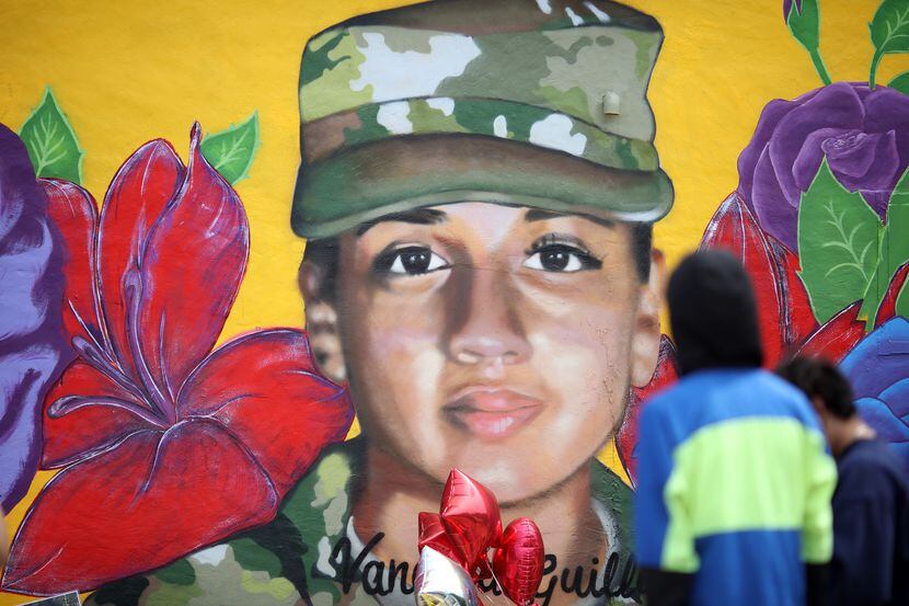 Un mural de homenaje a Vanessa Guillén en Fort Worth. La muerte de la soldado impulsó un...