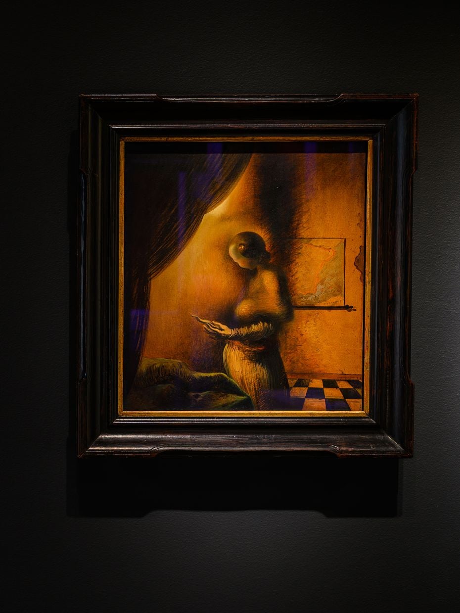 Pintura al óleo del artista español Salvador Dalí en 1938 "la imagen desaparece" que fue dibujado...
