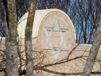 Fachada de la sinagoga Congregation Beth Israel, en la cual hubo una situación de rehenes a mediados de enero de 2022 en Colleyville, Texas.
