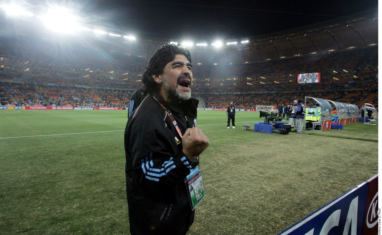 Los Dorados de Sinaloa anunciaron la llegada de Diego Armando Maradona como nuevo director...