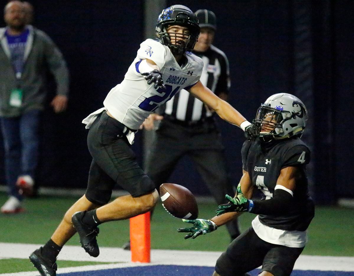 Guyer High School wide receiver Josiah Martin (4) was unable to make the catch after getting...