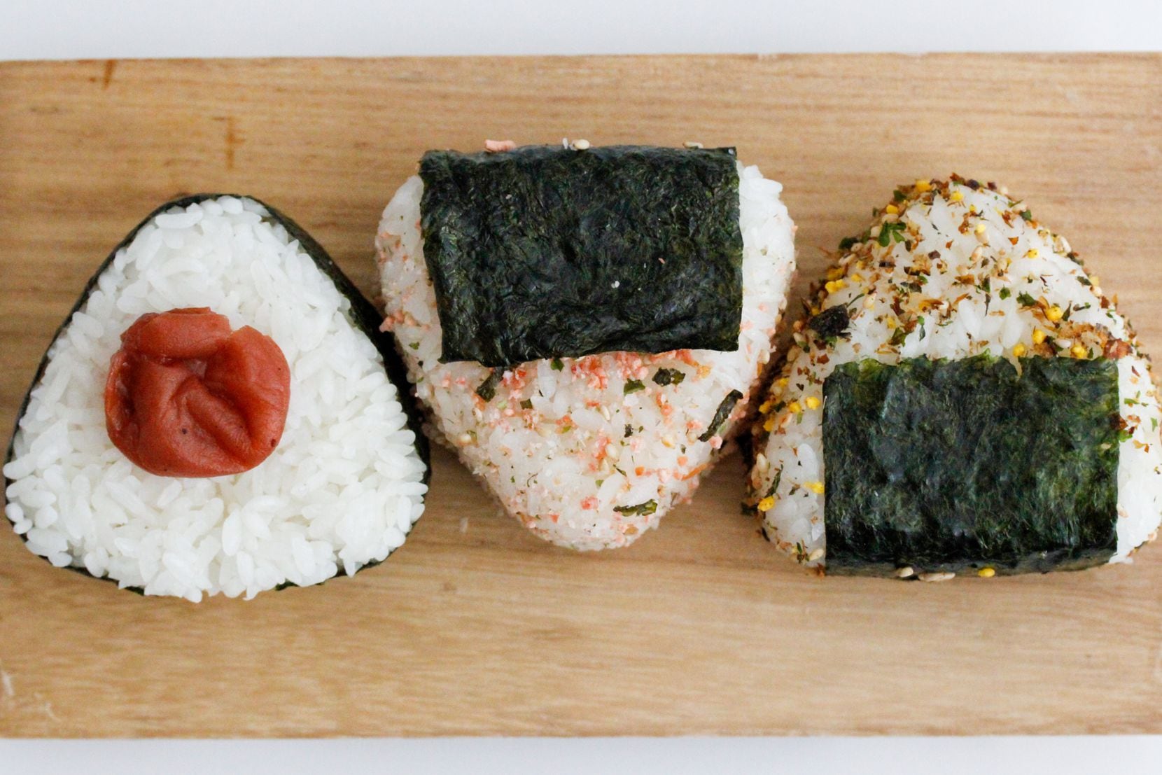 Four Squares and Seven Cans Later - Musubi - T-Shirt