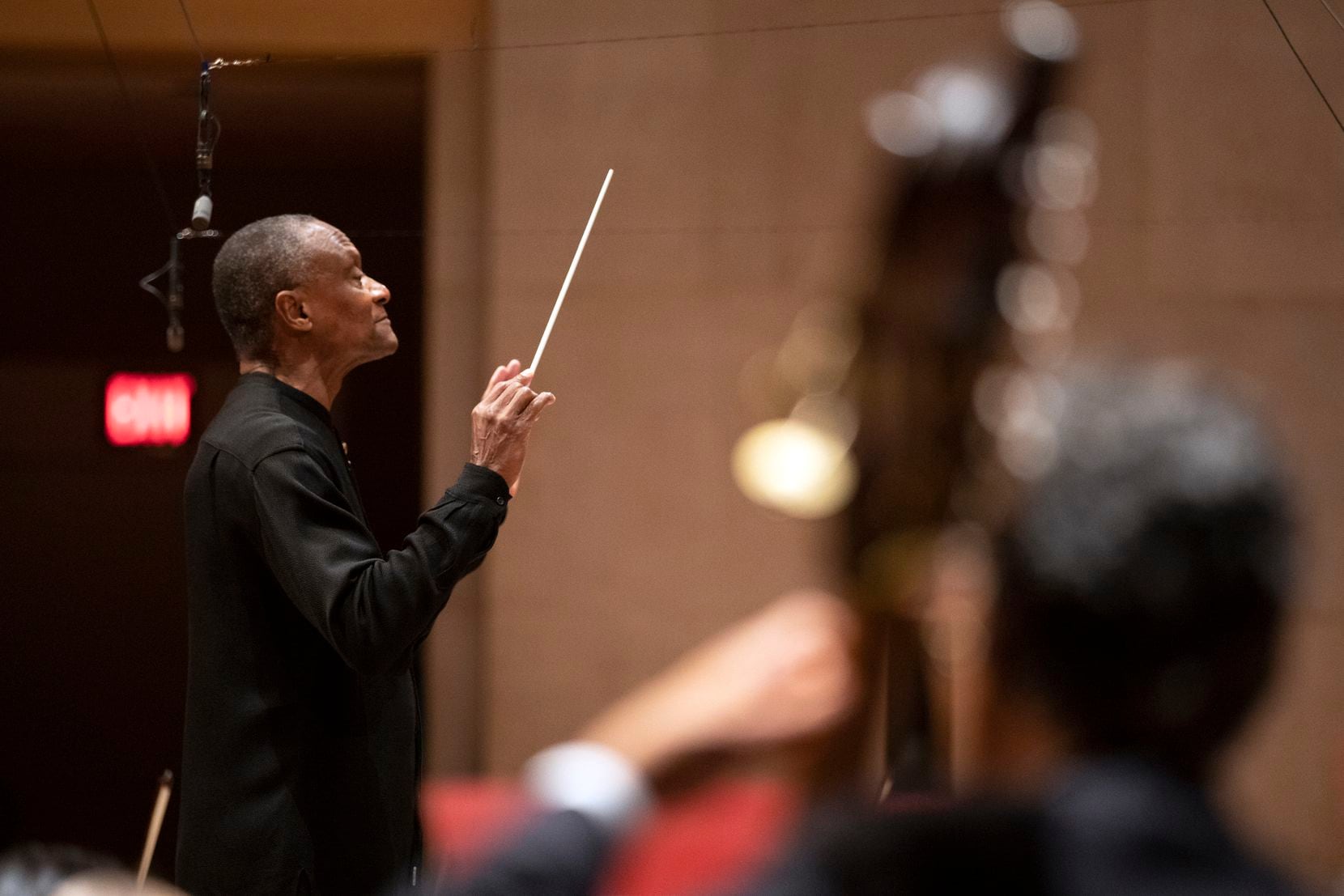 Guest conductor Thomas Wilkins leads the Dallas Symphony Orchestra at the Meyerson Symphony...
