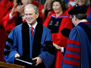 George W. Bush in SMU commencement speech: 'C' students, you too ...