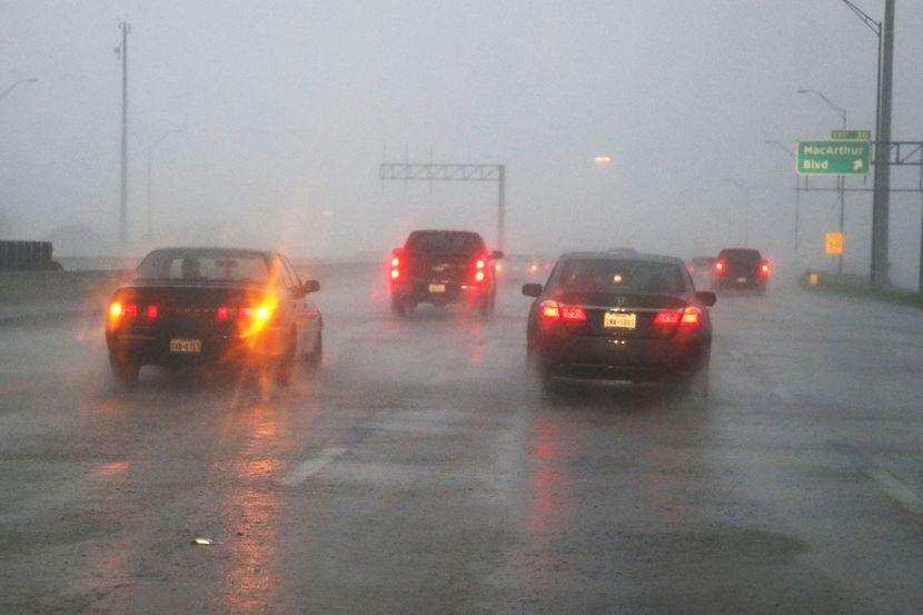 El mal tiempo habría sido el causante de accidentes en varias rutas del Norte de Texas.