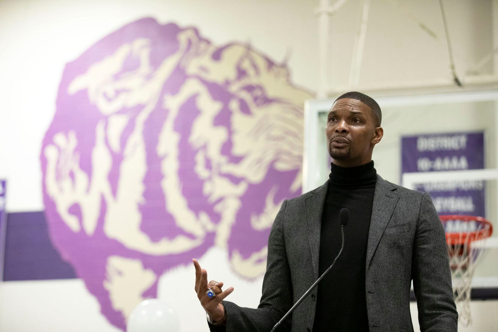 NBA Hall-of-Famer and Dallas native Chris Bosh speaks at his alma mater, Lincoln High School...