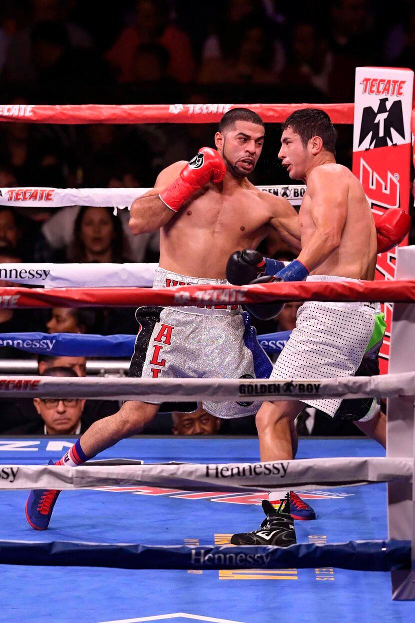 Sadam Ali (izq.) vs. Mauricio Herrera (der.) en diciembre de 2018 en Nueva York. (Photo by...