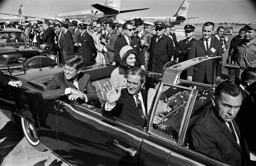 President John F. Kennedy (back left), Jacqueline Kennedy (back right),  begin the motorcade...