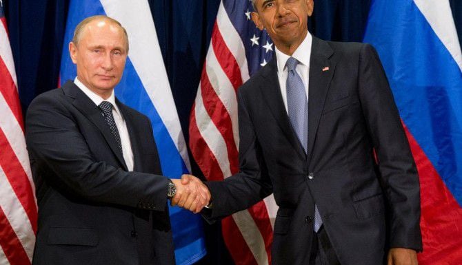 Barack Obama se reunió el lunes con el presidente ruso Vladimir Putin (AP/ANDREW HARNIK)

