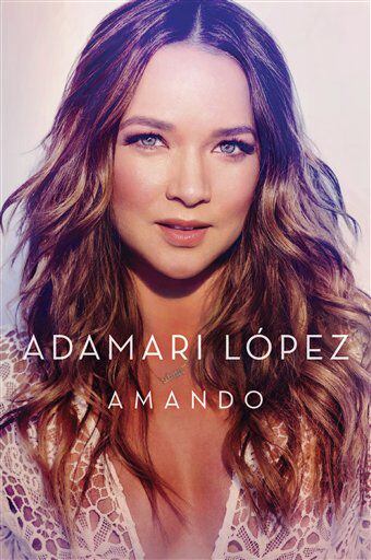 Esta es la portada del nuevo libro de Adamari López, ‘Amando’. (AP/Uncredited)
