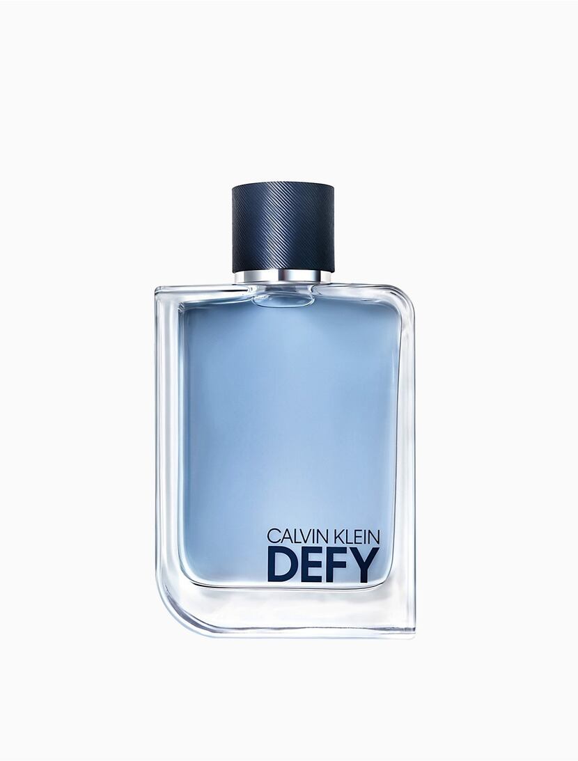 16 Best Colognes to Attract Females - Sports Illustrated