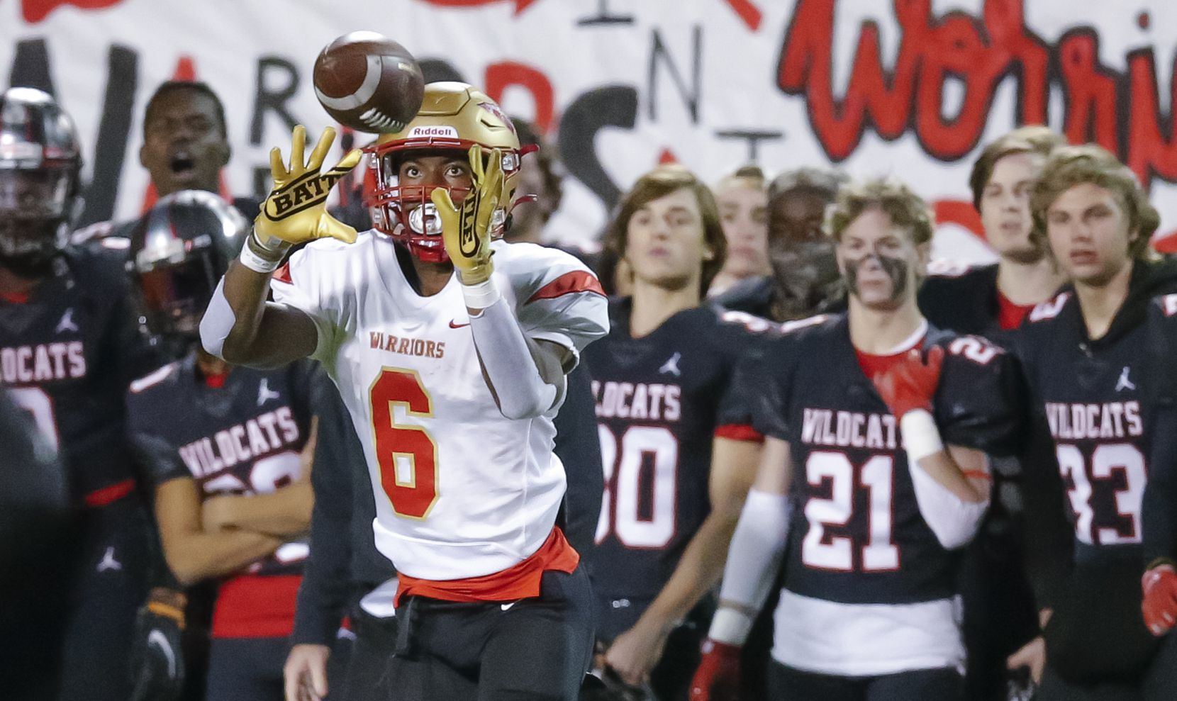 South Grand Prairie junior running back AJ Newberry (6) catches a pass during the first half...