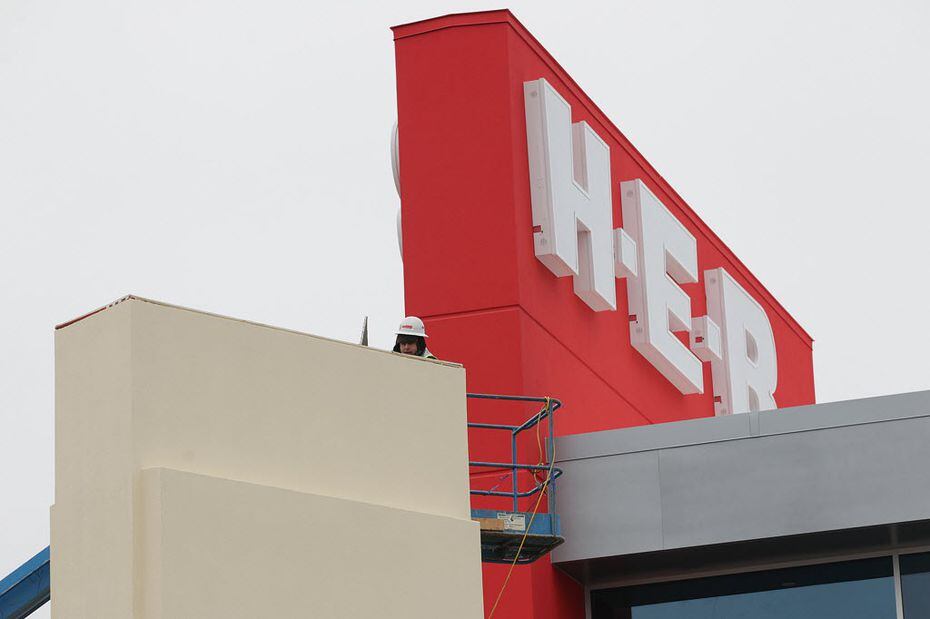 Grocery chain H-E-B had to rewrite its employee training manuals from an eighth-grade level...
