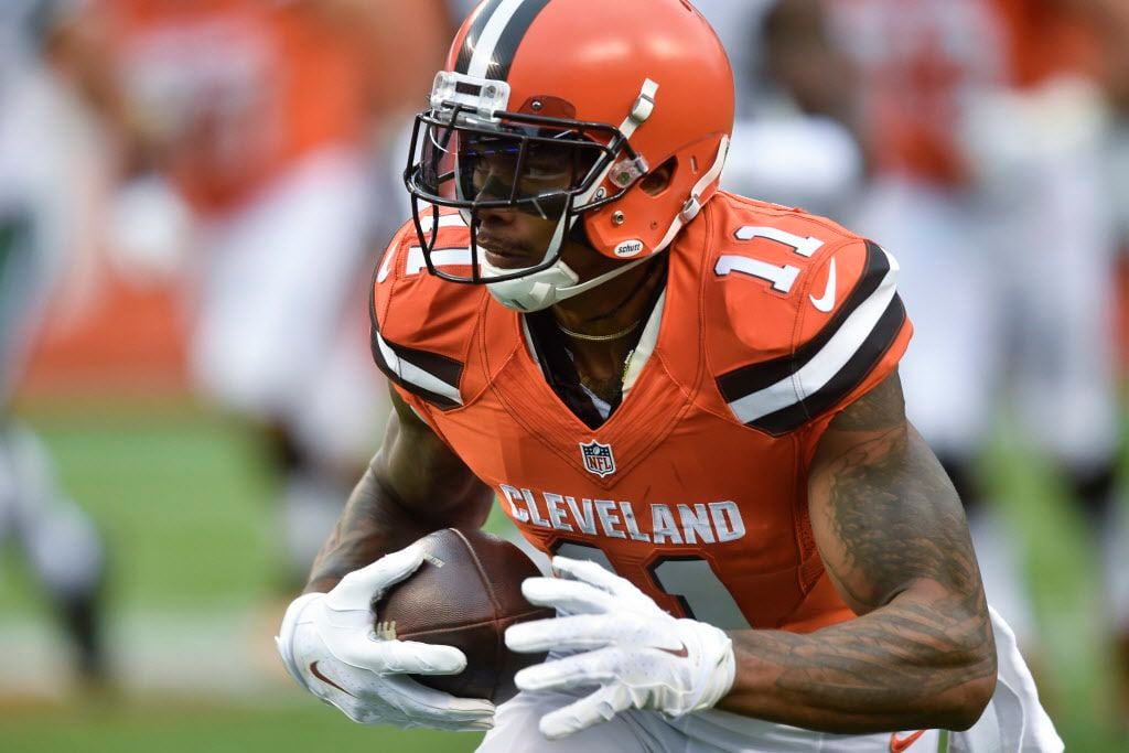 FILE - In this Oct. 30, 2016, file photo, Cleveland Browns wide receiver Terrelle Pryor runs...