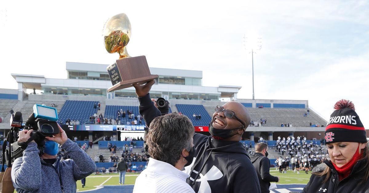 Texas high school football playoff schedule: Class 6A-5A regional semifinals