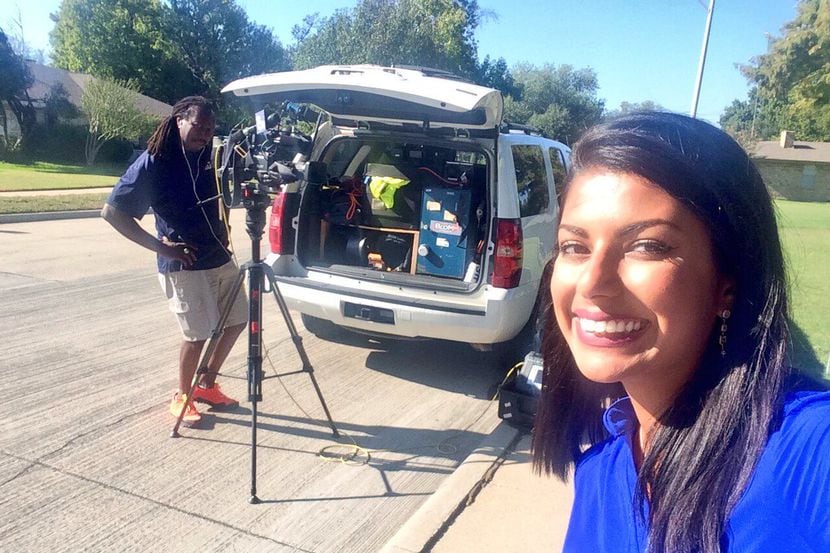 La presencia de la reportera Homa Bash y el fotógrafo C.J. Johnson motivó un llamado a la...