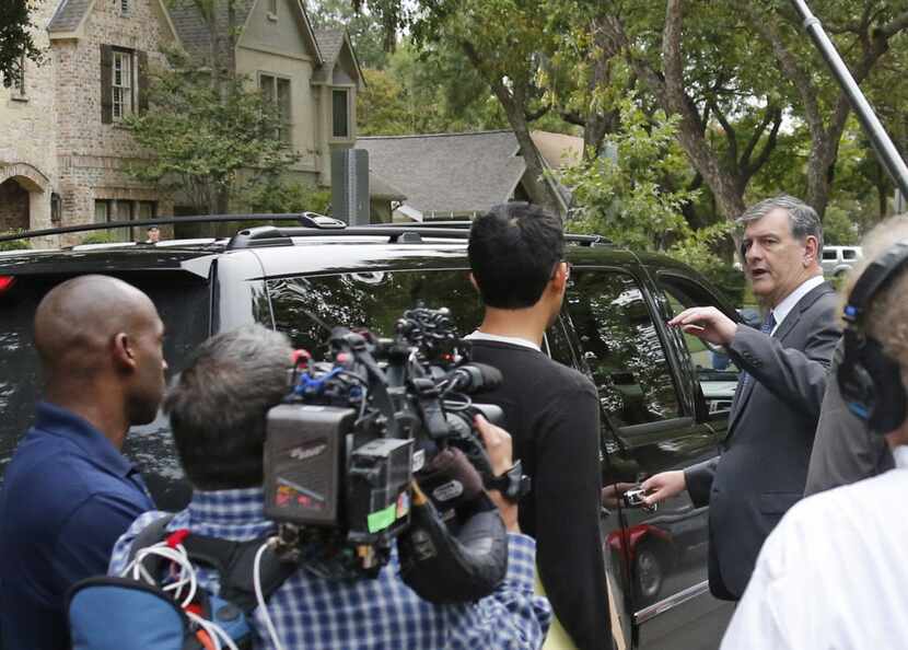 Dallas Mayor Mike Rawlings makes a brief appearance on Marquita, and is swarmed by media, as...