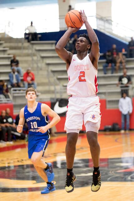 South Garland's Chris Harris Jr. (2) makes a go-ahead shot late in the fourth quarter of...
