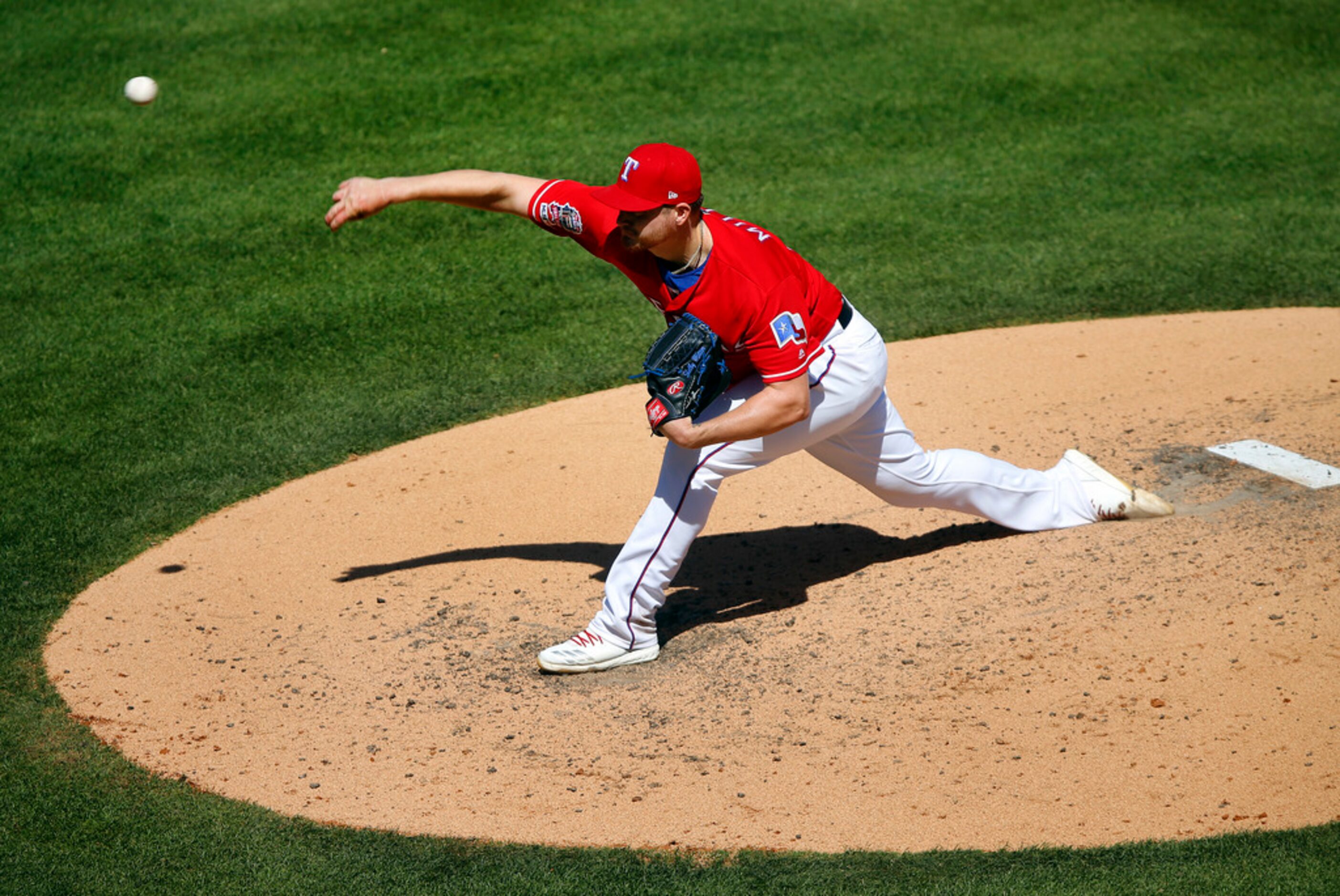 Texas Rangers starting pitcher Shelby Miller (19) throws during the sixth inning against the...