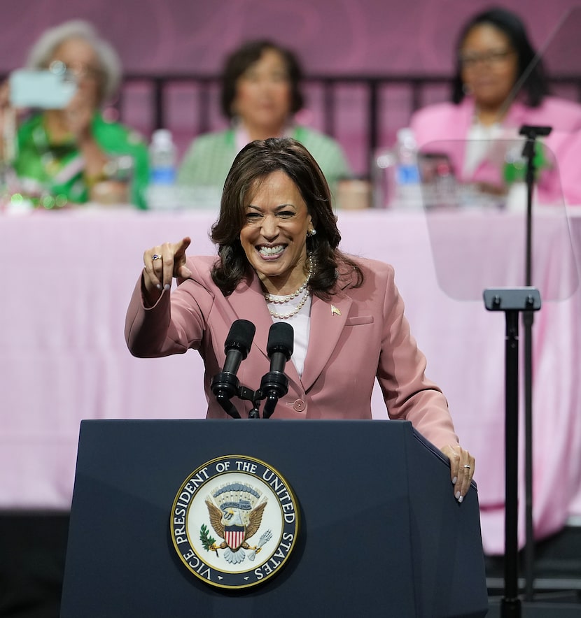 Kamala Harris fue la oradora principal de la convención nacional de la sororidad Alpha Kappa...