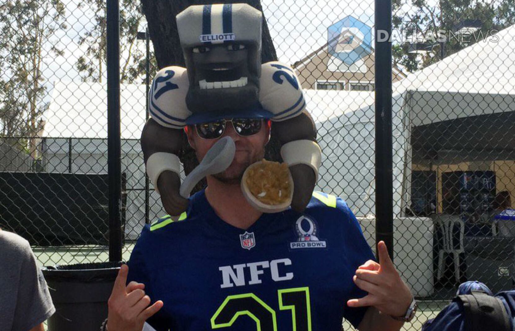 This Cowboys fan's hat is the most epic Ezekiel Elliott tribute you'll ever  see