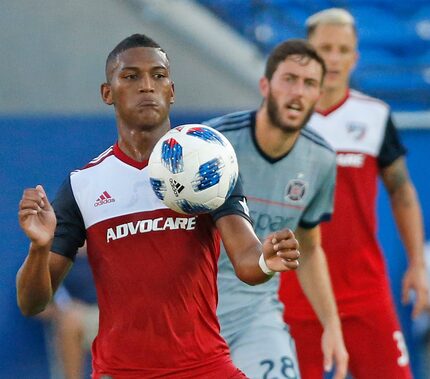 FC Dallas midfielder Carlos Gruezo (7) is pictured during the FC Dallas vs. the Chicago Fire...