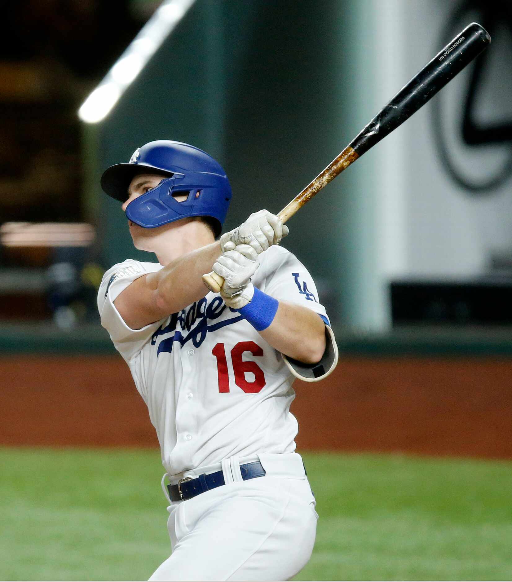 Los Angeles Dodgers designated hitter Will Smith (16) connects on a sixth inning solo home...