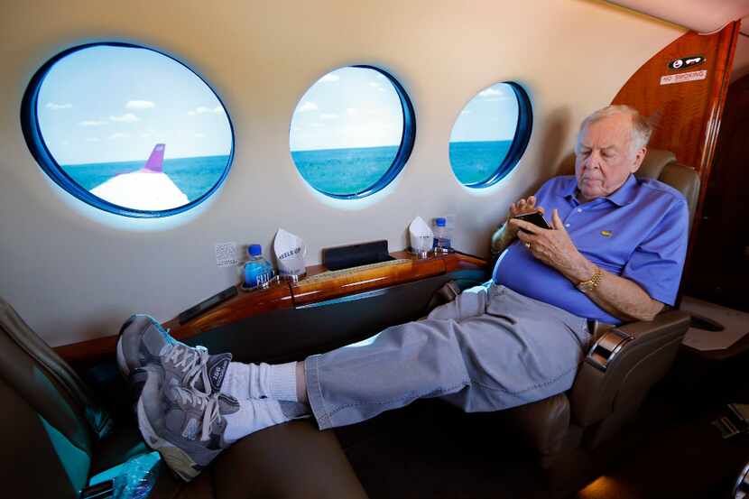 Businessman T. Boone Pickens kicks back on his almost weekly plane ride to Mesa Vista Ranch.