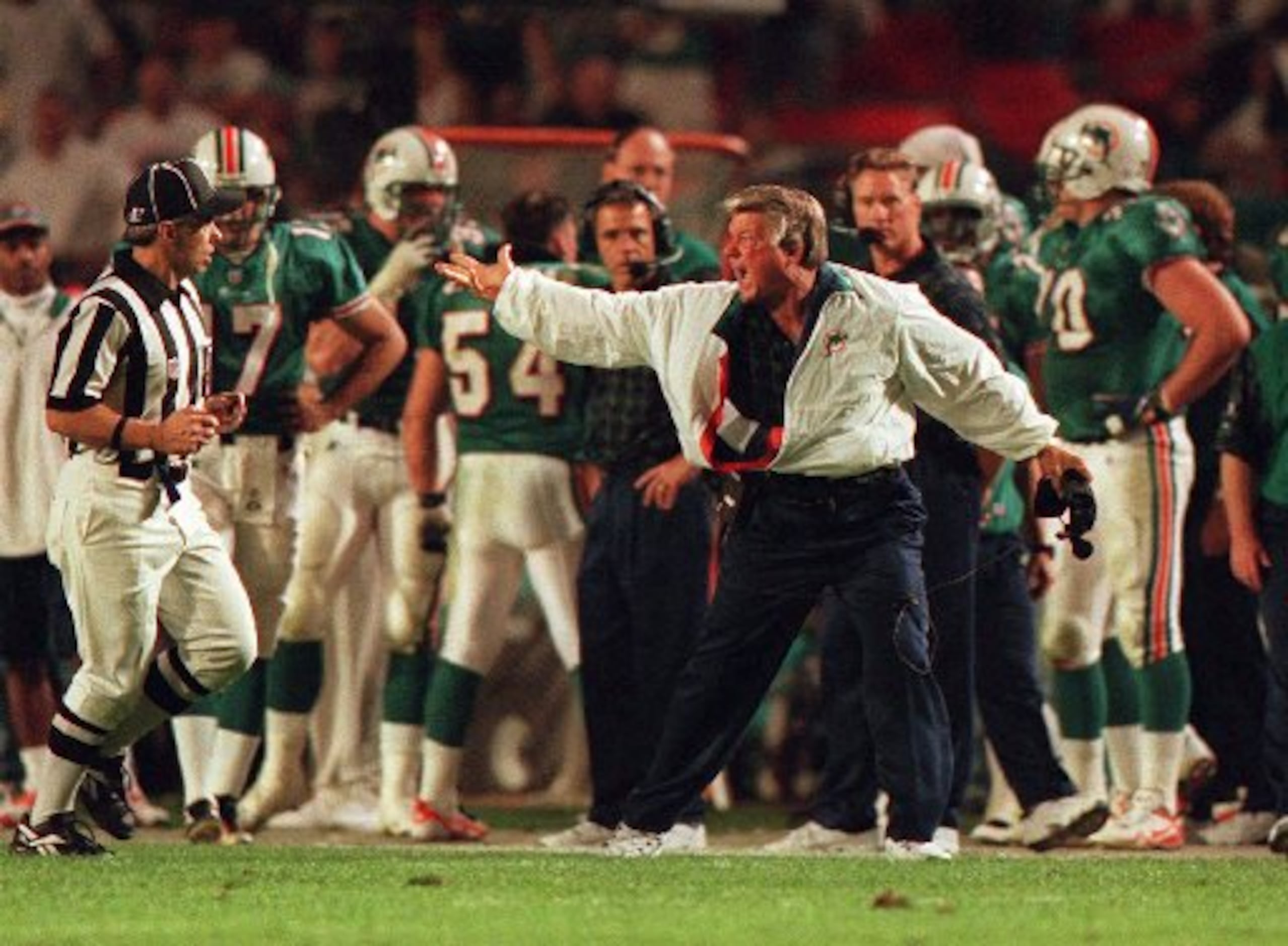 History of the NFL in 95 Objects: Coach Jimmy Johnson's Hair Spray