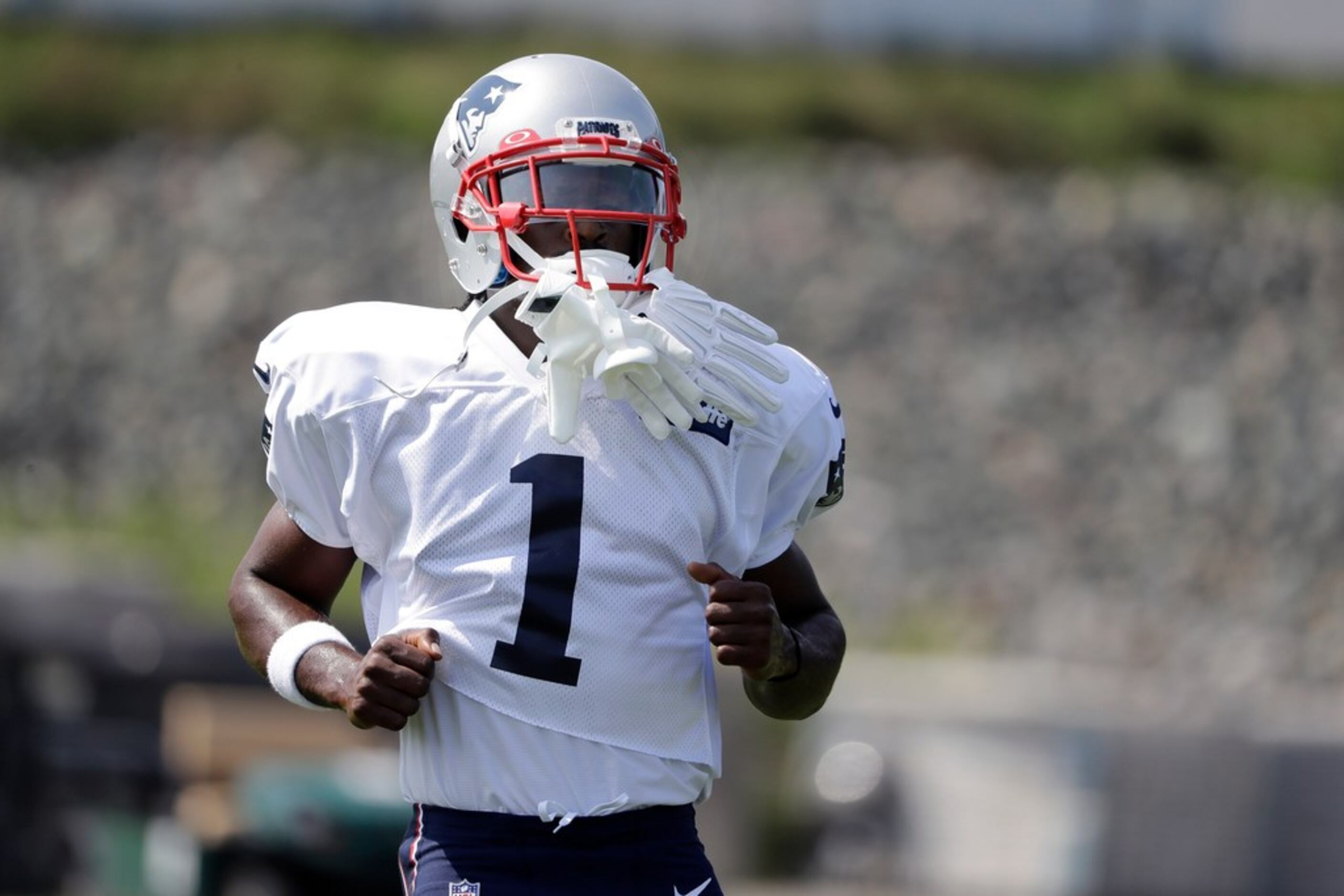 New England Patriots rumors: Antonio Brown isn't coming back