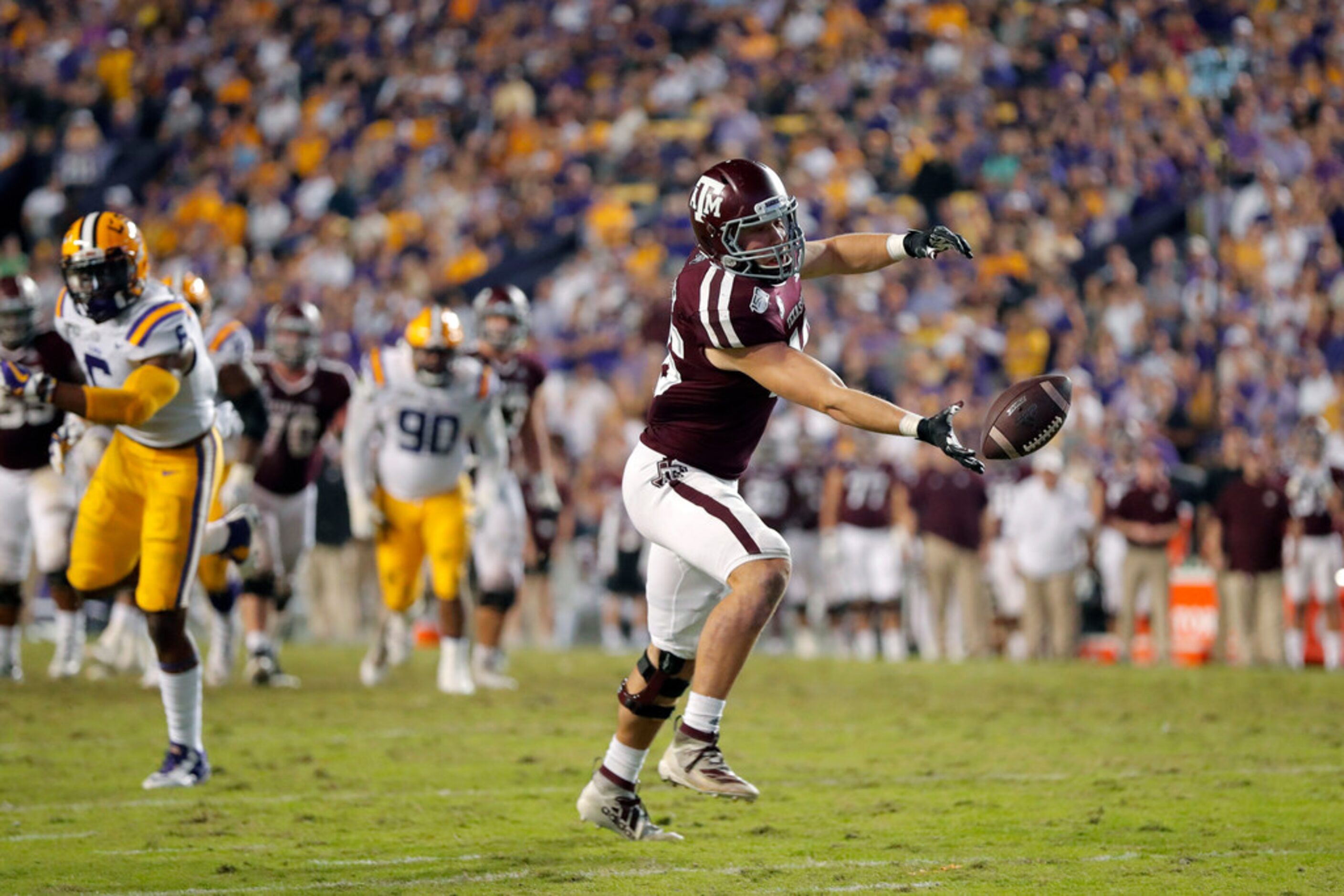 Texas A&M tight end Ryan Renick (46) can't pull in a pass during the second half of the...