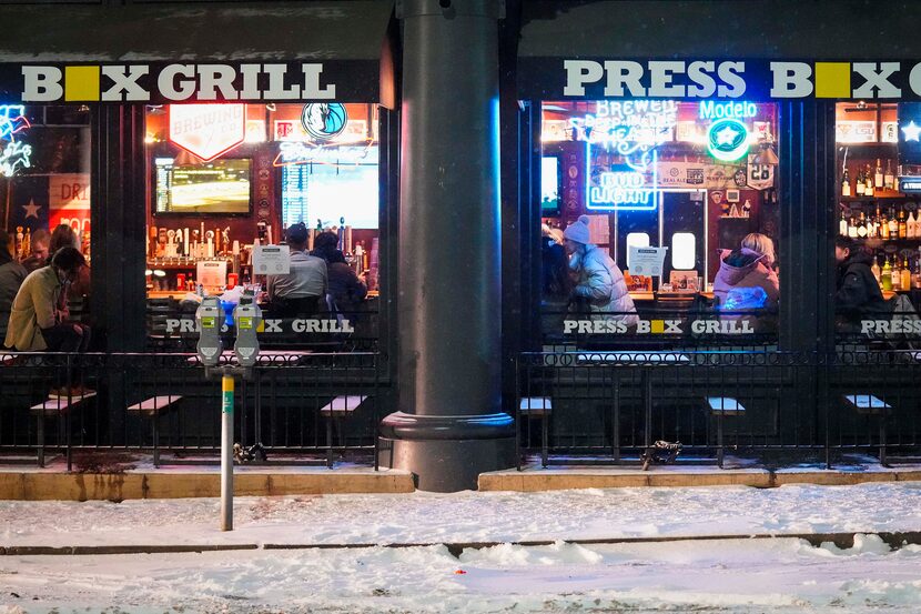 Nieve y hielo en el Norte de Texas el domingo 14 de febrero de 2021.